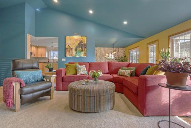 W8199 Bridle Path, Lake Mills, WI 53551