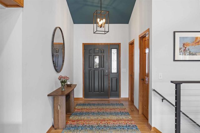 W8199 Bridle Path, Lake Mills, WI 53551