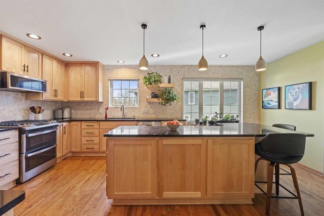 W8199 Bridle Path, Lake Mills, WI 53551