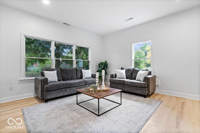 927 Stockton Street, Indianapolis, IN 46260