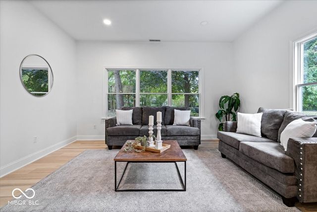 927 Stockton Street, Indianapolis, IN 46260