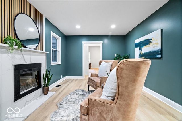 927 Stockton Street, Indianapolis, IN 46260