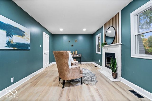 927 Stockton Street, Indianapolis, IN 46260