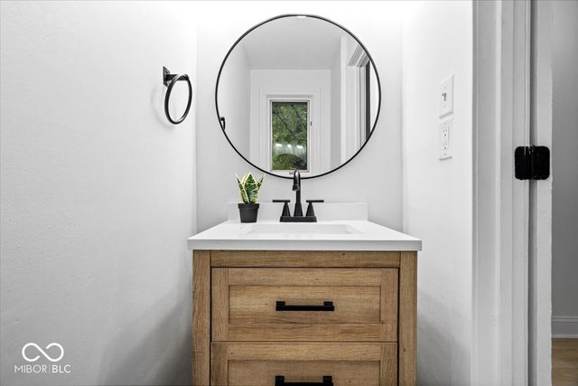 927 Stockton Street, Indianapolis, IN 46260