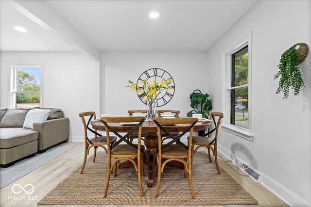 927 Stockton Street, Indianapolis, IN 46260