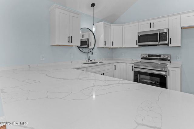 201 Nantucket Court, Wilmington, NC 28412