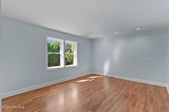 201 Nantucket Court, Wilmington, NC 28412