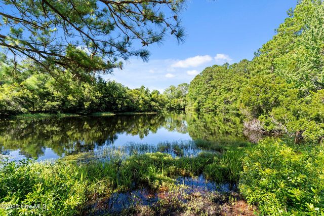 201 Nantucket Court, Wilmington, NC 28412