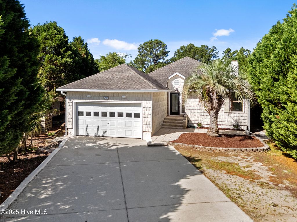 201 Nantucket Court, Wilmington, NC 28412