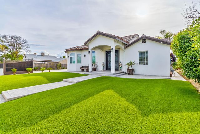 1435 N Valentine Avenue, Fresno, CA 93722