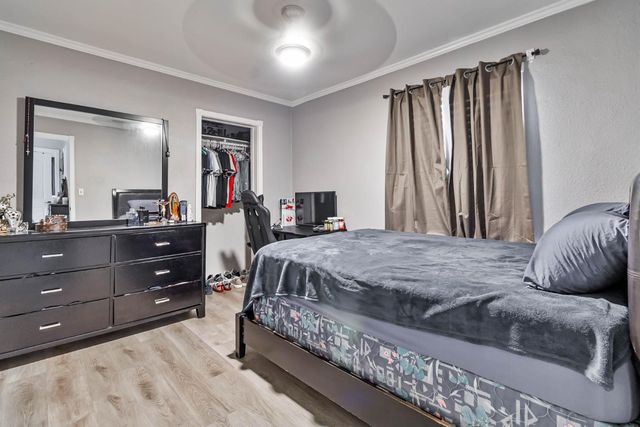 1435 N Valentine Avenue, Fresno, CA 93722