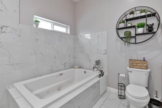 1435 N Valentine Avenue, Fresno, CA 93722