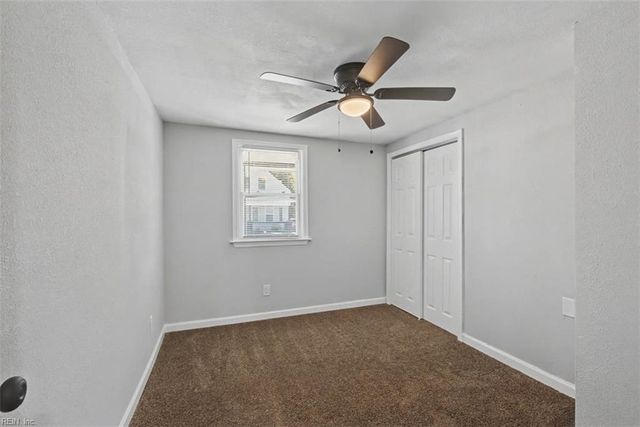 27 Maplewood ST, Hampton, VA 23669