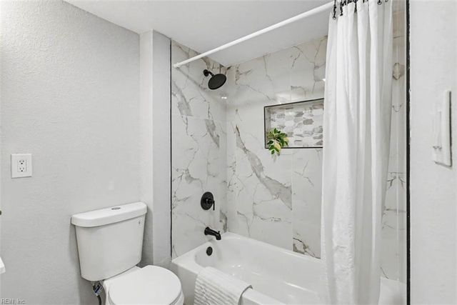 27 Maplewood ST, Hampton, VA 23669