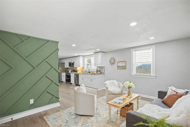 27 Maplewood ST, Hampton, VA 23669