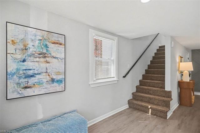 27 Maplewood ST, Hampton, VA 23669