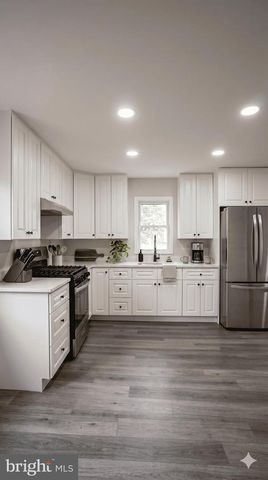 6308 BARRS LN, Lanham, MD 20706