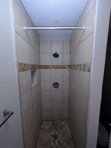 1725 Bunch Drive, Fort Worth, TX 76112