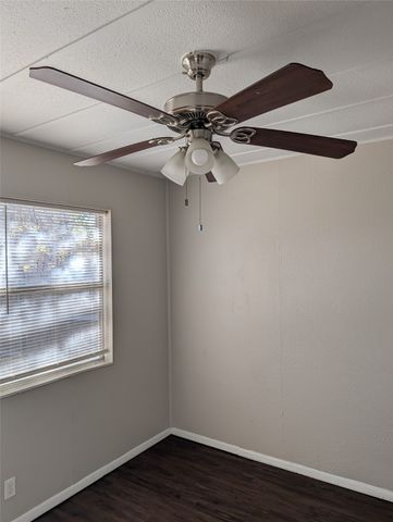 1725 Bunch Drive, Fort Worth, TX 76112