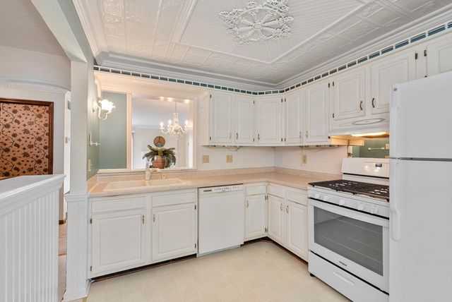 6262 W College AVENUE, Greendale, WI 53129