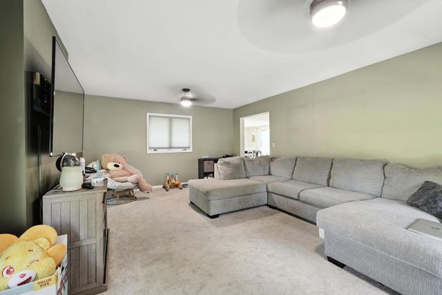 642 N Main STREET, Mayville, WI 53050