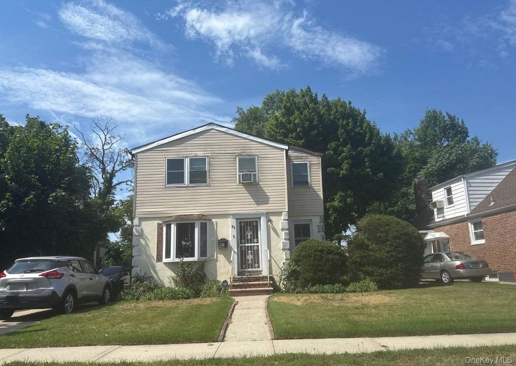 83 Norfolk Drive W, Elmont, NY 11003 — photo 2