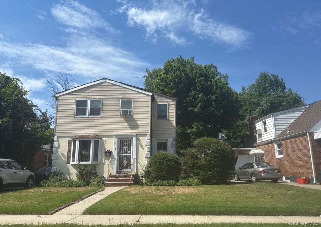 83 Norfolk Drive W, Elmont, NY 11003 — photo 3
