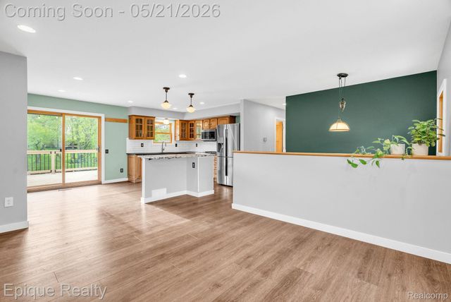 2669 Ripple Court, White Lake Charter Township, MI 48383