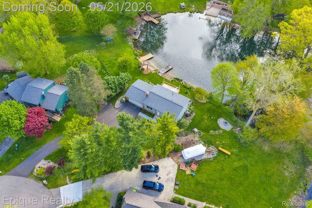 2669 Ripple Court, White Lake Charter Township, MI 48383