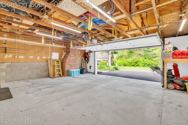 2669 Ripple Court, White Lake Charter Township, MI 48383
