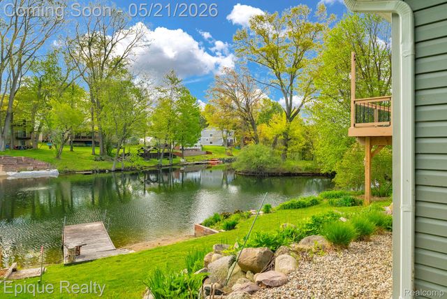 2669 Ripple Court, White Lake Charter Township, MI 48383