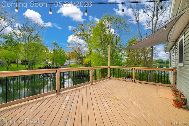 2669 Ripple Court, White Lake Charter Township, MI 48383