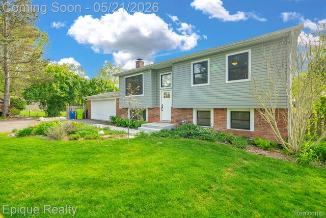 2669 Ripple Court, White Lake Charter Township, MI 48383