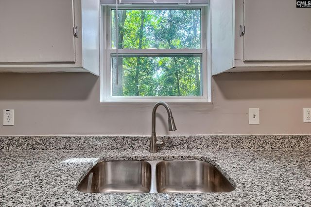 216 Summerland Avenue, Batesburg, SC 29006