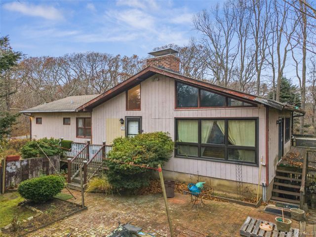 70 Fairview Avenue, Montauk, NY 11954