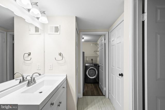 5915 HAVENER HOUSE WAY, Centreville, VA 20120