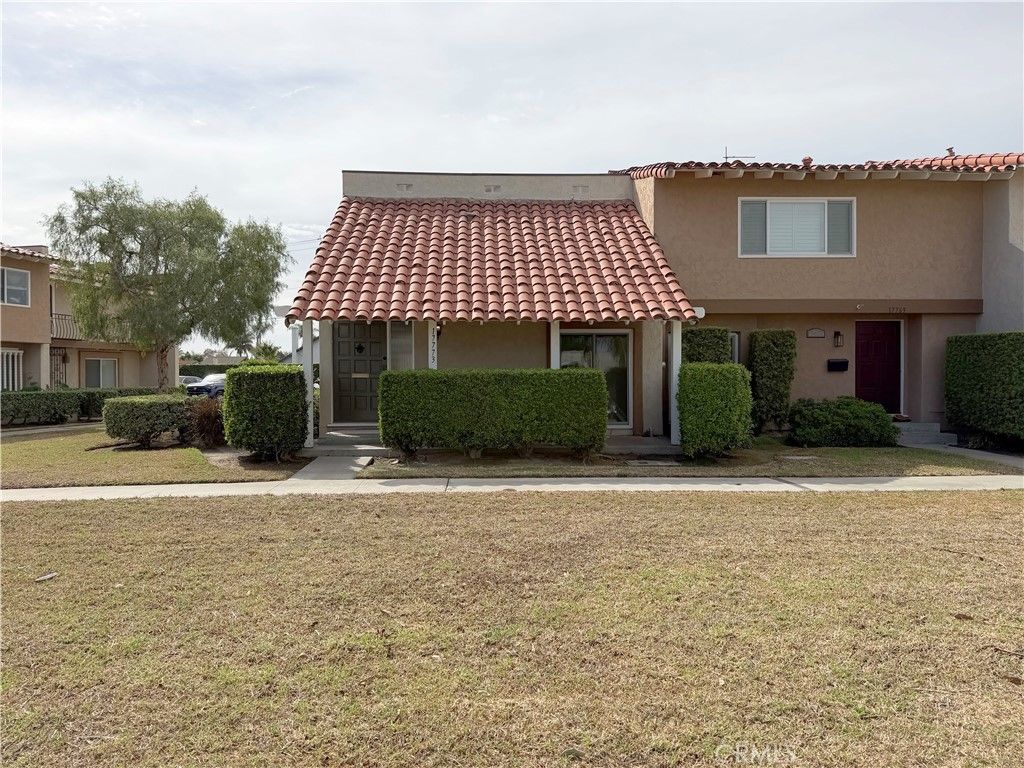 17773 La Rosa, Fountain Valley, CA 92708