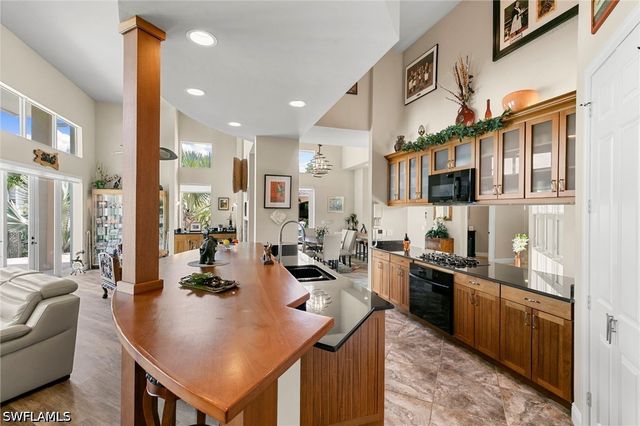 622 Bimini AVE, Marco Island, FL 34145