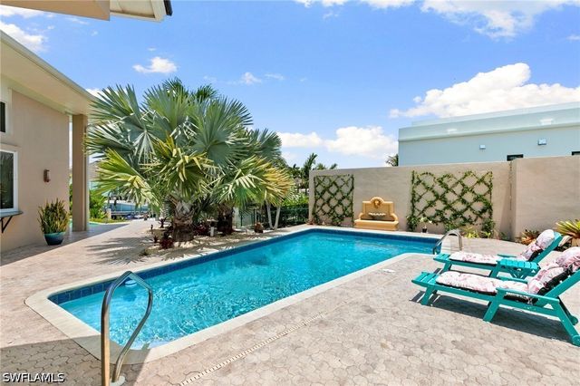 622 Bimini AVE, Marco Island, FL 34145