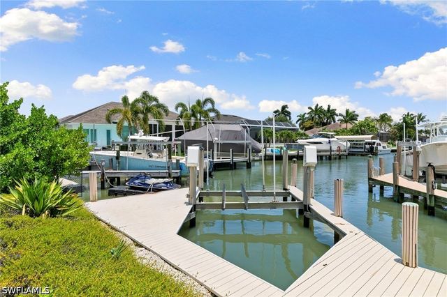 622 Bimini AVE, Marco Island, FL 34145