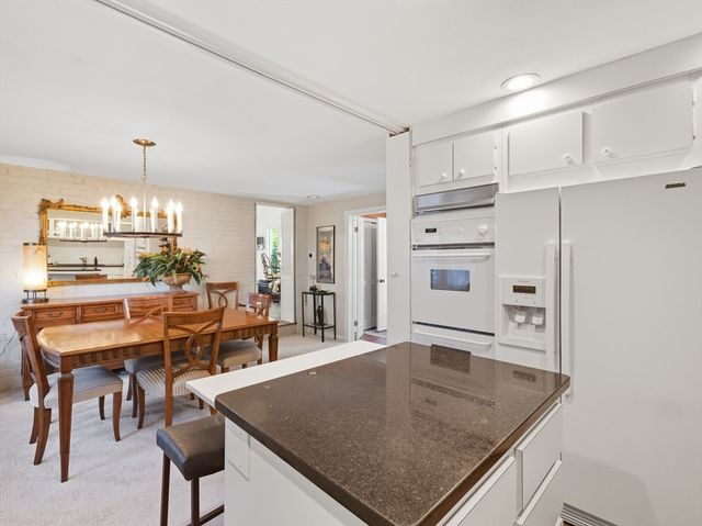 4 Coffin Court, Newburyport, MA 01950