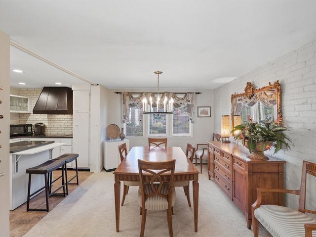 4 Coffin Court, Newburyport, MA 01950