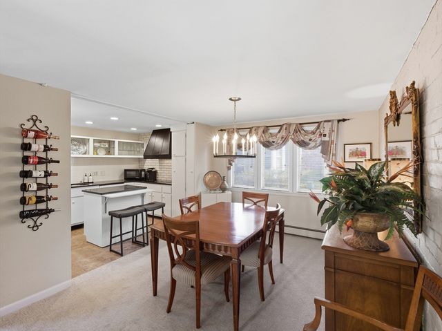 4 Coffin Court, Newburyport, MA 01950