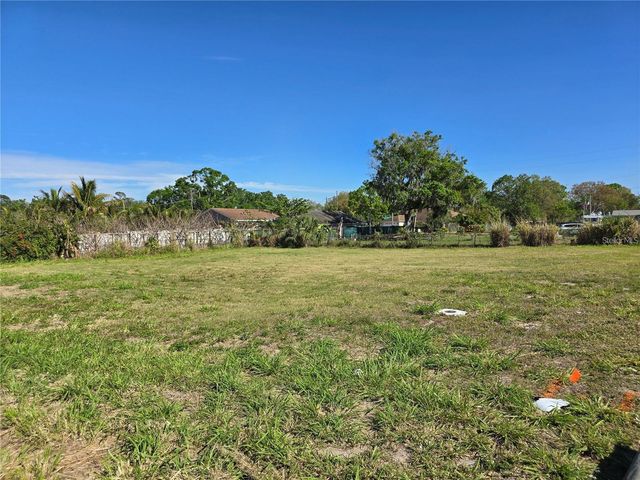 205 SNIVELY AVENUE, Eloise, FL 33880