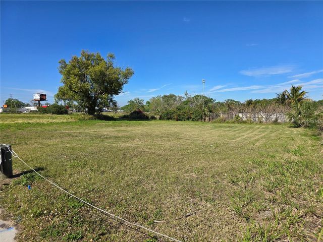 205 SNIVELY AVENUE, Eloise, FL 33880