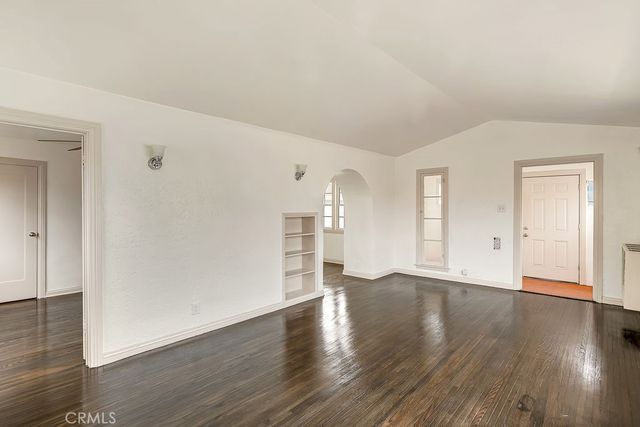 1515 E Walnut Way, Long Beach, CA 90813
