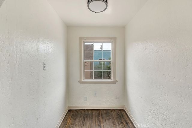 1515 E Walnut Way, Long Beach, CA 90813