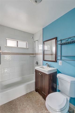 1515 E Walnut Way, Long Beach, CA 90813