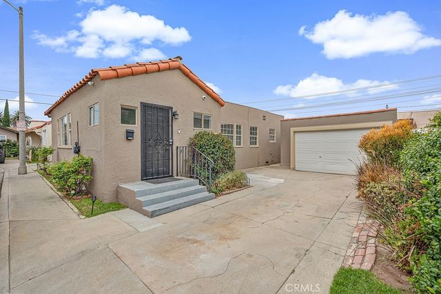 1515 E Walnut Way, Long Beach, CA 90813