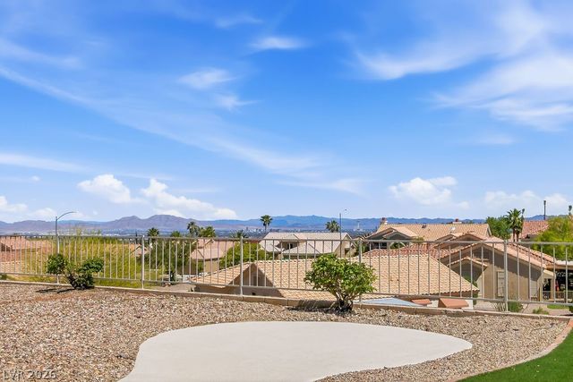 2742 Faiss Drive, Las Vegas, NV 89134